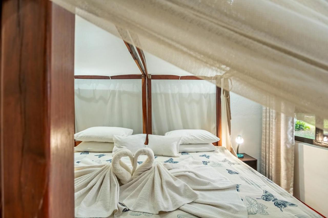 Shoestrings Backpackers Lodge Vic Falls Victoria Falls Eksteriør billede